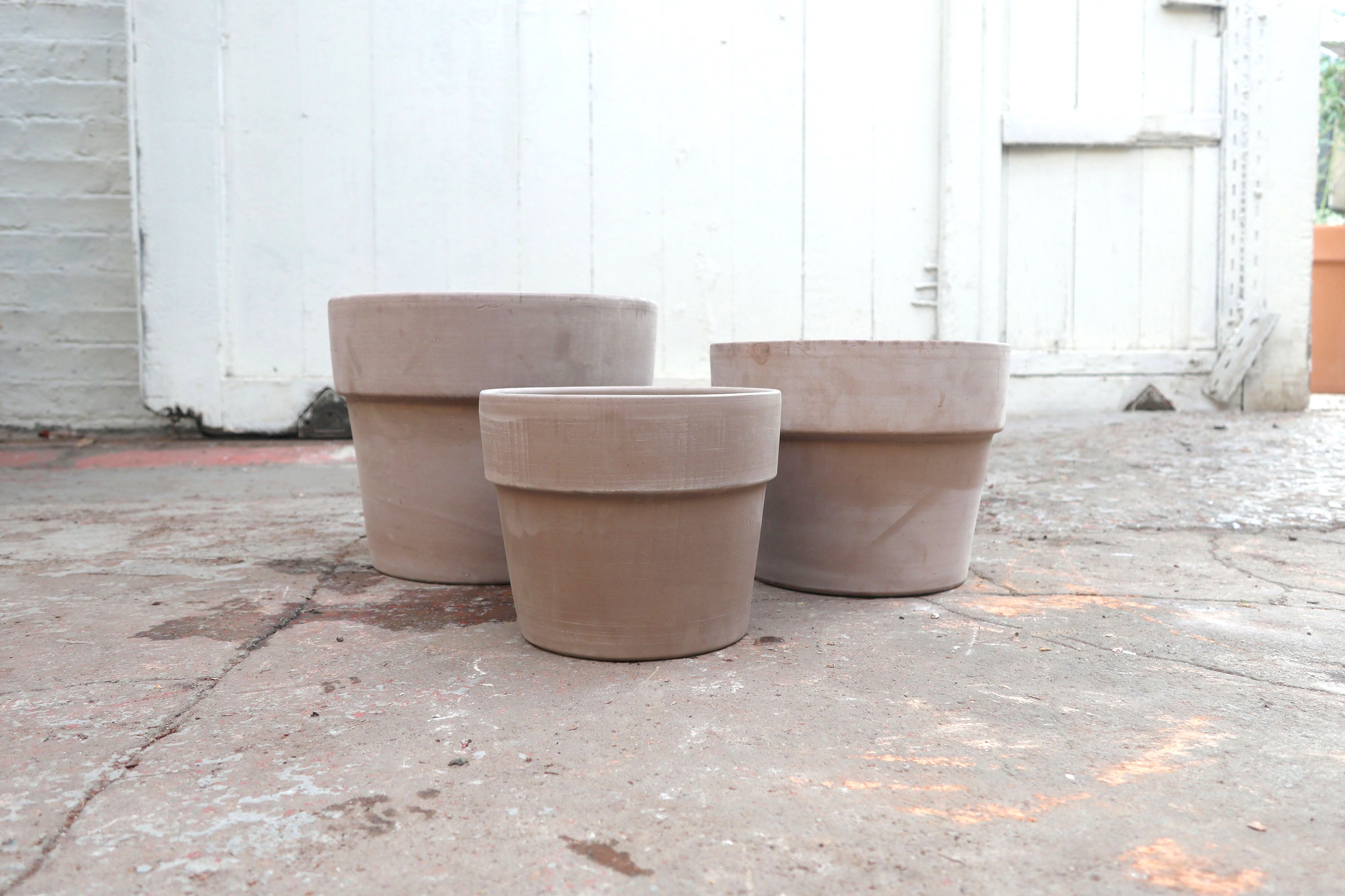 Cachepot Perfetto Graphite – Conservatory Archives