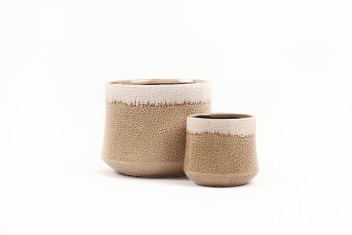 Conservatory Archives Plant Pots, Planter Hulbury Oatmeal. Glazed planter with natural tones.
